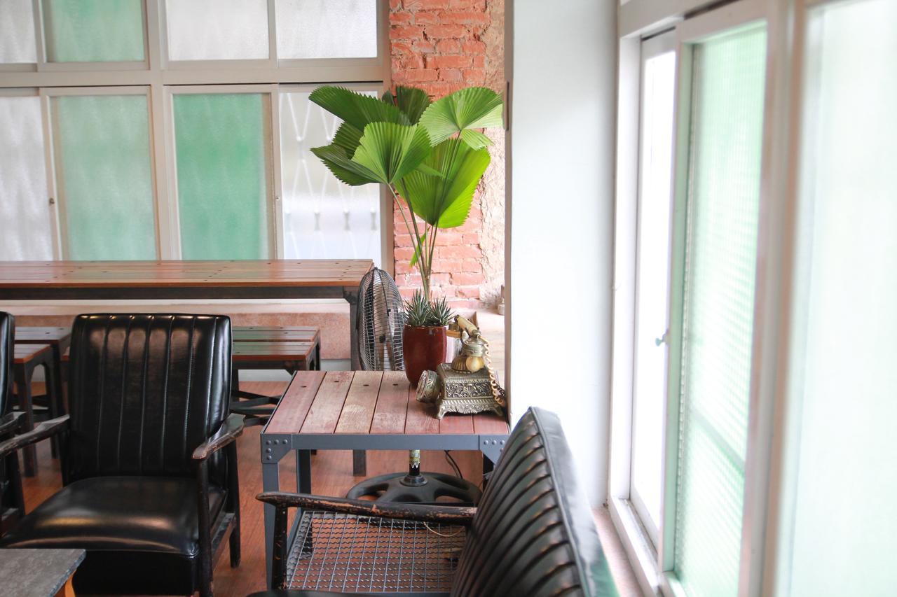 Tainan Macarthur Homestay Екстер'єр фото