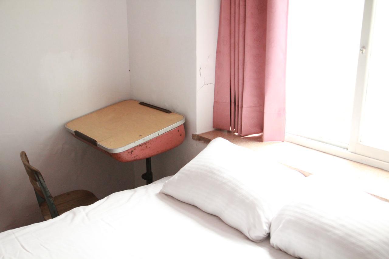 Tainan Macarthur Homestay Екстер'єр фото
