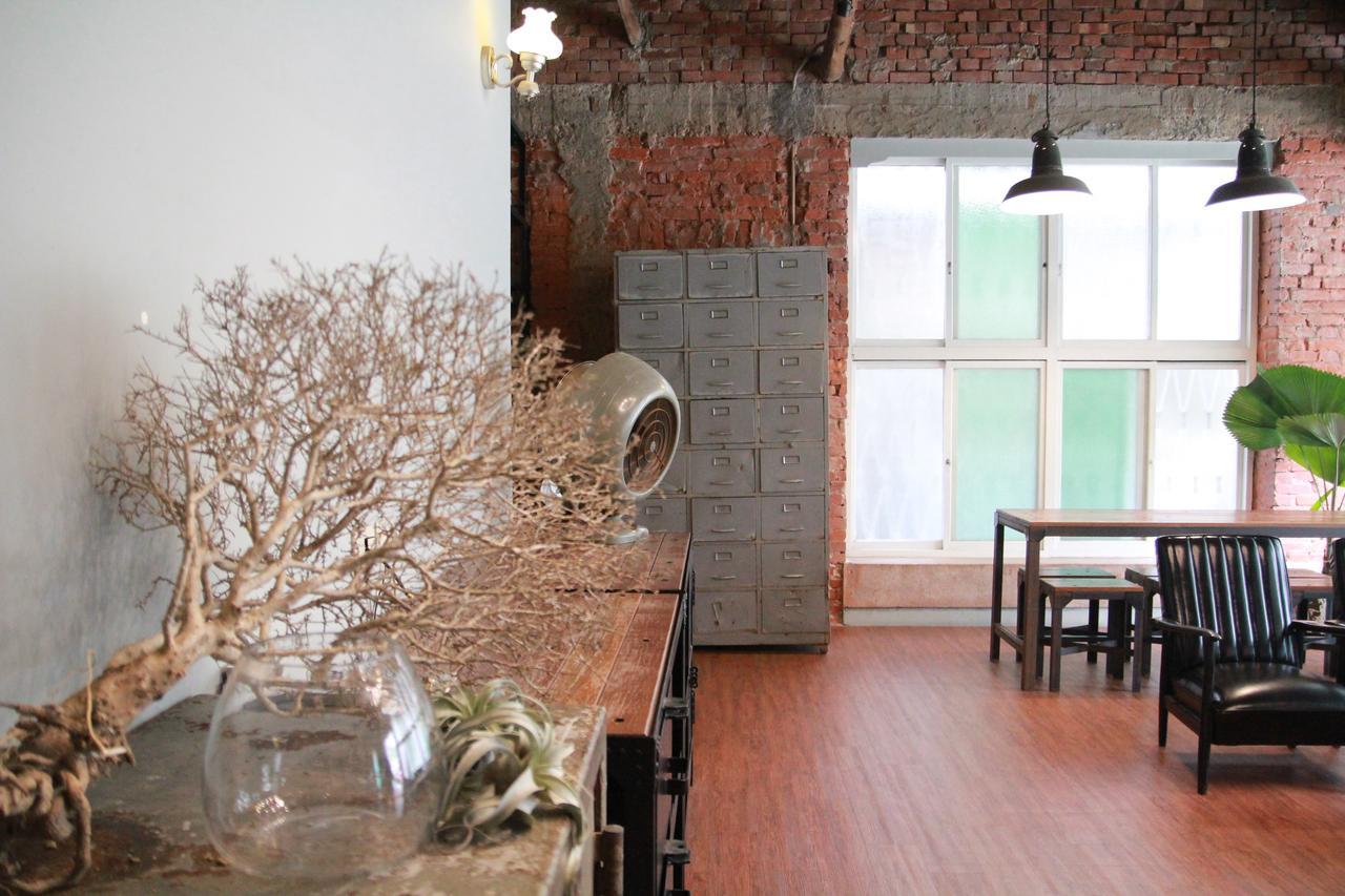 Tainan Macarthur Homestay Екстер'єр фото